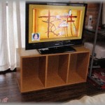 【セコママ】ママ友の家行ったらテレビがカラーボックスの上に乗ってた…び、貧乏くさっ!!
