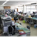 【ビックリした話】出身小学校のPTA役員などで頻繁に学校に出入りしていた知人が、いつもの調子で職員室へ行ったら突然……
