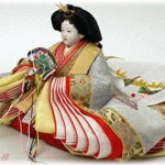 【兄弟嫁】別居している弟嫁に私実家に置いてあった私の雛人形と母の装身具を盗まれた。あげく「私さんがいつまでもこの家（＝実家）に顔を出すから弟嫁が家族として認められないんです！金輪際敷居を跨がないで下さい！！私実家と絶縁してください！！」とか言われて意味が分からない。