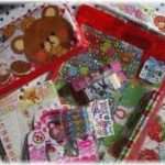 【勘違いババァ】年長になる娘にサプライズプレゼントを買おうとカゴにいろいろ入れていたら、知らないババアに「やめてもらえませんか。それ女児用ですよ」と言われた