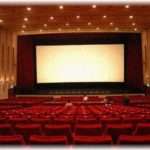 【冷めた瞬間】彼女と映画館に言った時、俺の職場の福利厚生で一般料金１人1,800円のところを１人1,200円で見ることが出来た。2枚買い彼女に1,800円を請求したところ「1,200円じゃないの？」と言い出した。安くなったのは俺の功績であり彼女の功績でないのにあまりのさもしさに絶望した。