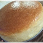 【イラッとくる話】お菓子作りが趣味の私を友人Ｍが「そんなに堂々と男ウケ狙うの良くないよ」と否定し、「今度チーズケーキ作ってよ。わたしの目の前で」と言い出したので作ることにした。作ったものを一晩寝かせてみんなで食べようとしたらＭがニヤニヤしていて……