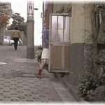 【キチママ】放置子とクレクレ母が家の周りをうろうろしている。子供をダシにして母子で家に上がり込むチャンスを伺っているらしい。