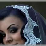 【因果応報】新婦の会社関係や友人招待客のほとんどが欠席してて、新郎は不審顔。新婦友人が何か耳打ちしたと思ったら、新郎の顔色がみるみる変わり・・・