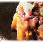 【イラッとする話】主人の月命日、住職にお経を上げてもらっていたら…あれ、御経端折られてる？お葬式が詰まって時間が無い時にはよくあると訊いていたから仕方ないと思っていた。けれど御経の後お茶と羊羹を出した時の住職の言葉で、私はその理由を知った。涙が出た。