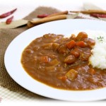 【愚痴】昨日の晩から仕込んでいたカレーが、ちょっと目を放していた隙に姑に薄められた。薄いのが好きなら自分のだけ薄めてよ･･･。でもそれよりも何よりも腹が立つのは･･･