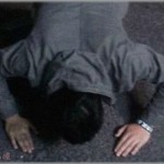 【不倫】19年前に不倫して別れた元嫁と元間男にばったり会って、土下座されそうになった