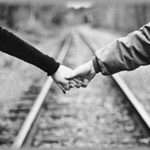 【修羅場】駆け落ち同然の両親に育てられた私。小学校卒業間近なのに20キロ弱しかなくて、栄養が偏って歯が抜けた。