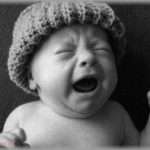 【DQNママ】早朝５時、玄関前に赤ちゃんと３歳ぐらいの幼児がいた・・・留守電には鬼電、携帯メールは鬼着の嵐。