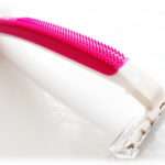 【毛談議】初めて彼女が泊まりにきたとき乳首毛を発見した。それくらい剃っておいてよ…って冷めた→逆に男が脱毛してるのってどう？