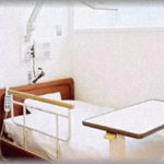 【クソトメ】私は結婚して半年くらいの時にある疾患が見つかった。豹変したトメに発狂されたので病院や手術日を内緒にしておく事になった。 手術は無事に終わり退院できる見通しがついた頃・・・