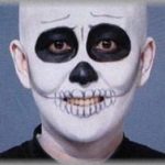 【勘助】40代前半男の同僚に告白された。正直そいつは見た目が悪いし万年平社員だし行儀が悪い行動が目立つ人なので絶対ありえないと思いつつ、一応先輩だったので丁寧にその場で断った。