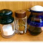 【復讐】姑はガン家系なんだけど姑はピンピンしてる。早く逝ってくれるように塩辛い食べ物をプレゼントしたり作ったりしてるんだけどまだ効果なし。そもそも何で私がこんなことをしてるのかというと…。