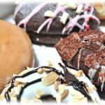 【ロミオメール】先週離婚した元旦那からメールが来た。「君がいると思ってドーナツ買って来たけどいないから猫にあげる。俺が娘に買ってあげたものは全部置いていくなんて…。娘はパパが恋しいと泣いてるだろう？」だって。ふざけんな！パパに会いたいって泣いてるのは…。