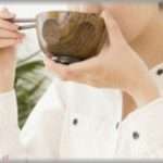 【ウルッとくる話】私の料理を食べたトメが「何かおいしくないのよねぇ～何が悪いのかしら？雑っていうか・・・」と嫌味をかましてきた。ムッときて言い返そうとしたら、すかさずコトメが一言