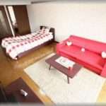 【どうしてこうなった】コミケの度に幼馴染の家に泊まらせてもらってる。前もって了承をもらっていたし、今回ももうすぐコミケだからと連絡したら…