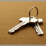 【衝撃】婚約者の誕生日前日にサプライズで彼の家に行った。インターホンを鳴らしても出ないので、合鍵を使い声をかけながら玄関に入ると、とんでもないことになった。