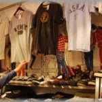 【報告者GJ】古着屋に行ったらおばさんに服掴まれて「この人万引きよ！」俺とおばさんは裏に連れていかれ、なぜか店長がおばさんの主張を丸呑みしだした。