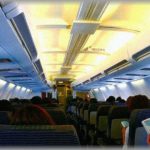 【！?】飛行機に乗っていたらテレビでよく見る「この中にお医者様は…！」のアナウンスが…！！その超後起きた衝撃の展開とは…！