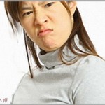 【キチママ】海外出張で飛行機の乗ると、窓際の私の席に親子が座ってて「子供がいるんだから替わってくれますよね？早く行って、大人げない！」とキレられた