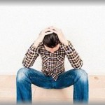 【結婚生活】仕事に疲れて家に帰ってもご飯の用意もしていない嫁。嫁は昼はランチ、夜は飲み会と遊びまくっている。飯の用意もしてないからお小遣いを上げてくれというと不機嫌になる。しまいには自分の友達や俺の友達にまで俺の悪口。働いてくれと言っても働かないし、36万の給料で足りないというので俺が生活費の管理をすることにすると嫁は・・・・。