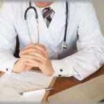 【驚愕】俺は元々子供が欲しくて欲しくて仕方なったんだけど、嫁が教師をしているために学校行事やらの都合とかで子作りを先延ばしにされていた。そしていざ解禁となり子作りを始めるもなかなかできない…。とりあえず自信満々の嫁はさておき俺だけ不妊検査をしてみるも異常なし。で、先週産婦人科へ行ったらとんでもない事実が判明した。