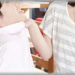 【ひどい】妻に愛してるって言ったらぶん殴られて出て行かれた。浮気もしていないのに・・・と追いかけて車に乗ろうとしていたのを止めようとしたら、妻にはねられた。