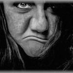 【ｇｋｂｒ】Aと一緒に行く約束をしていたイベントの日に仕事が入ってしまったため、行けなくなったと伝えると… A「あっそ、どうせBさんと行くんでしょ？」って…Bさんとは面識もないんですが…。その後、仕事中にAからガンガン連絡が入っていたので確認すると…とんでもないことに！