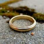 【とんでもない女】まだ結婚して１年ちょっとだけど結婚指輪を無くしてしまったので「買いなおそうかな」って言ったら旦那が「探せよ」だって。探してもないから言ってるのにムカつくから「暫く顔見たくないから家に帰ってこないで」って言ってやったｗｗｗ