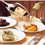 【図々しい話】招待券でフレンチを食べに行くことになった。当日、呼んでもいないセコケチママが現れ大波乱！