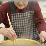 【胸糞】小料理をやってた祖母が作ってくれた手書きのレシピ集。遊びに来た彼氏に料理するため探したら、いつもの場所にない。そしたら、それを見てた彼氏がニヤニヤしながら言った「あのレシピ本？捨てたわｗ」