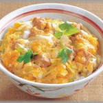 【唖然！】旦那が仕事帰りに偶然会ったからといって急に旦那弟を連れて帰ってきた。急なことで二人分しか夕飯がなかったからどうしうようと思ったけど、弟は夕飯は済ませてあるから気にせず二人で食べてというのでそうすることに。ところが、配膳をしているときに旦那弟が常人の頭ではとても理解不能なとんでもないことをやりだした！！