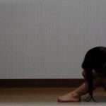 【過去】両親は駆け落ち同然で私を産み育てたが、母親はガチの病弱で家事なんかはものごころついた時には私がやってた。小学校卒業間近なのに20キロ弱しかなくて、栄養が偏って歯が抜けた。