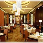 【笑っていいのか】火葬場で祖父のお骨を拾ってたら、灰の中から小さな粒が多数出てきた。親戚一同「コレなんだろう？」と話してたら、祖父弟「ああ、これはな・・・」一同「ええっ！？」