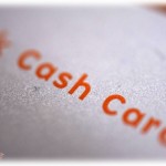 【呆れた話】今、拾った銀行のカードを警察に届けたんだけど、そのカード…。馬鹿じゃないのかと…。