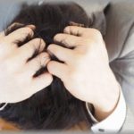 【後味悪い】久々の大型案件で会社が盛り上がっていたが、新人のミスで失注。会議室で課長に責め立てられた新人君が翌日会社に来ず、家に行ってみたら・・・