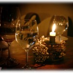 【友やめ】都会的で出来る女なAは仲良しの3人組で食事をするときはいつも張り切って店を決めてくれる。選ぶ店もお値段お高めの凄くオシャレなお店で、最初の頃はものめずらしさもあり、もう一人の友人とわぁ～！となってた。でもAの選ぶ店には問題があって、その問題は致命的なものだった。