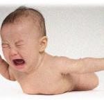 【疑惑】生まれて半年の息子の尻を見たら、濃い痣があった。これってやっぱり嫁の虐待だよな？