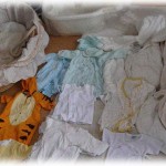 【クズ】死産した子の為のグッズを見るのが辛いので義実家に置いてもらってた。落ち着いたので返してもらおうと思ったら、小姑にあげたって…。小姑は知らずに貰ったのかな…と思ったら。