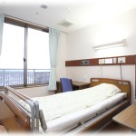 【義実家】舅は姑が危篤になってから亡くなるまでずっと病院に泊まってたんだけど、それでも気に食わないのか義兄と義兄息子は酷く舅を中傷してた。しかし葬儀の日…。