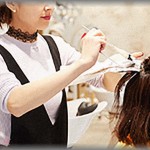 【引いた話】美容室に行ったら、やたらカラーを勧めてくる専門のカラーリストがいた。隣に座った上品なOL風の人に「カラーに失敗した経験がある人でも大丈夫！私がぴったりの色を調合します！」ところが、その女性は一言・・・