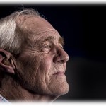 【衝撃体験】祖母が亡くなった途端、婿養子の祖父が覚醒！維持費がかかるだけの土地を全部売り払い、維持費がかかるだけの兄を捨てた。この兄の今までの生活は…。