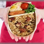 【クソトメ】別世帯同居のトメが朝やってきて「息子クン、昨日炊き込みご飯作ったから、はいお弁当」私「旦那君の弁当なら作りましたよ」そしたらトメはおもむろに私が作った弁当を開けて・・・