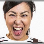 【復讐】旦那が女と出てって10年。旦那の仕事は不倫がバレたら終わりなので、離婚せずにしっかり養育費取りながら旦那のカードでガンガン買い物してる。ところがある日突然「娘（不倫子）がお嬢様校に入学するから、正式に離婚して普通の家族になってやりたい。君はお袋と養子縁組してもらう」と言われた。姑の介護を私にさせる気満々の旦那にキレた私は・・・