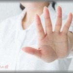 【ずうずうしい話】ある日突然汚い女の子が二人やってきて「お母さんが、この家のおばさんがジュースでもご飯でも出してくれるって！」と言った。すぐに警察呼んで引き取ってもらったんだけど、夜なると母親らしき女が訪ねて来て・・・