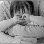 【毒親】1歳の子供を連れて飲み会にやってくる友人。もちろん子供はおねむの時間なので愚図ると「うるさい！黙れ！！」と怒鳴りつけ、手を挙げた事もあった。