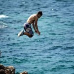 【地獄行き案件】元夫が某絶壁からダイブしたのは、実は私の浮気が原因だなんて誰にも言えない…