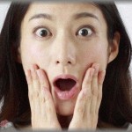 【衝撃体験】同窓会に子供を連れてきたシンママMは、躾のなってない子供を私に押し付け男子とおしゃべり。クソガキはふざけて私を殴ってきて、やめろと言ってもきかない。「ちょっとM、この子どうにかしてよ！」と言っても「小学生相手にムキになってバカじゃない？」と無視。その瞬間、バッシーン！とすごい音がして、一同唖然・・・