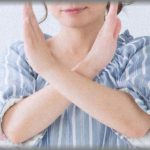 【クソ義実家】夫をATM、私を家政婦扱いする義実家から離れたくて、家を建てて引っ越す予定だった。ある日、夜中2時頃コトメに頼まれビデオを返しに行った夫は、事故にあいそのまま帰らぬ人に。その後子供と二人で新しい家に引っ越したんだけど、ウトメ＆コトメはなおも粘着してきて・・・