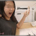 【スカッとする話】会社の電話でかかってくるたび「あー？男の人に代わって〜」と言うムカつくオヤジ。何度かかってきても同じ調子なので、いい加減ムカついた私は・・・